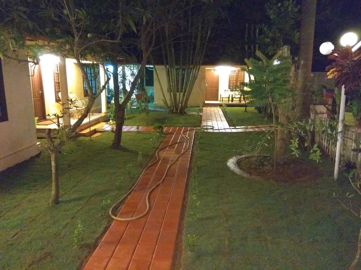 Sea Star Beach Homes Cherai Beach Esterno foto